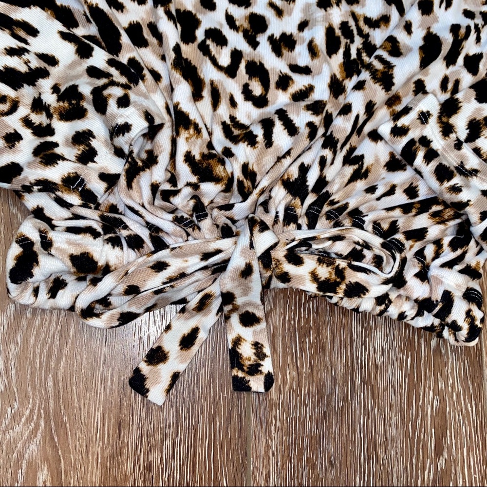 Secret Treasures Animal Print Drawstring Top - Picture 8 of 9